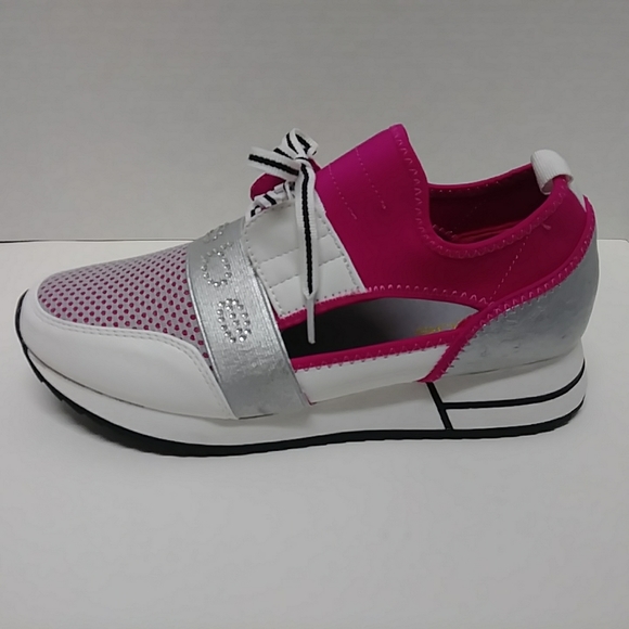 🆕bebe Sports Sneakers - Picture 3 of 11